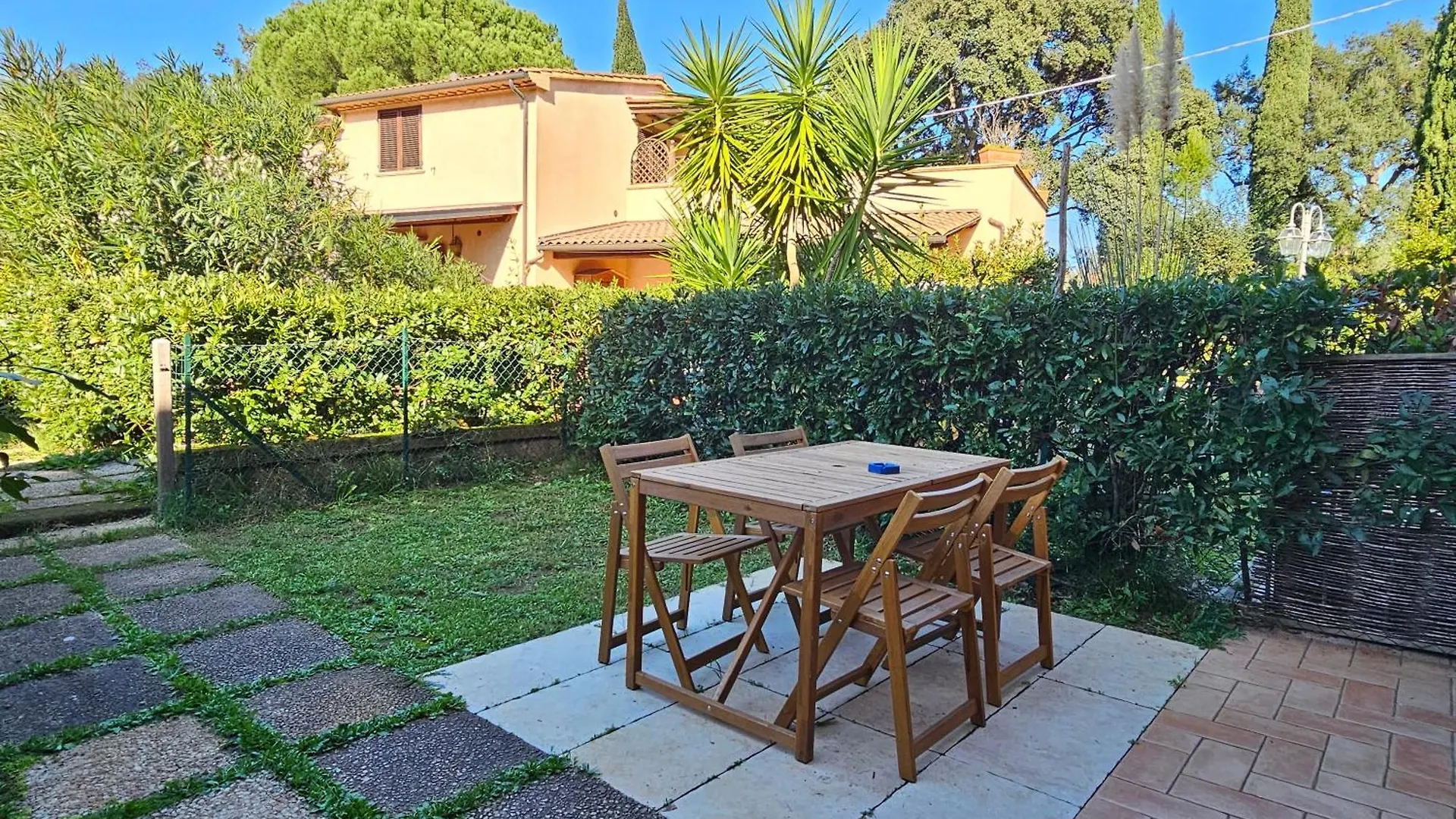 Matteo'S Apartments Guardistallo 0*,  Italien