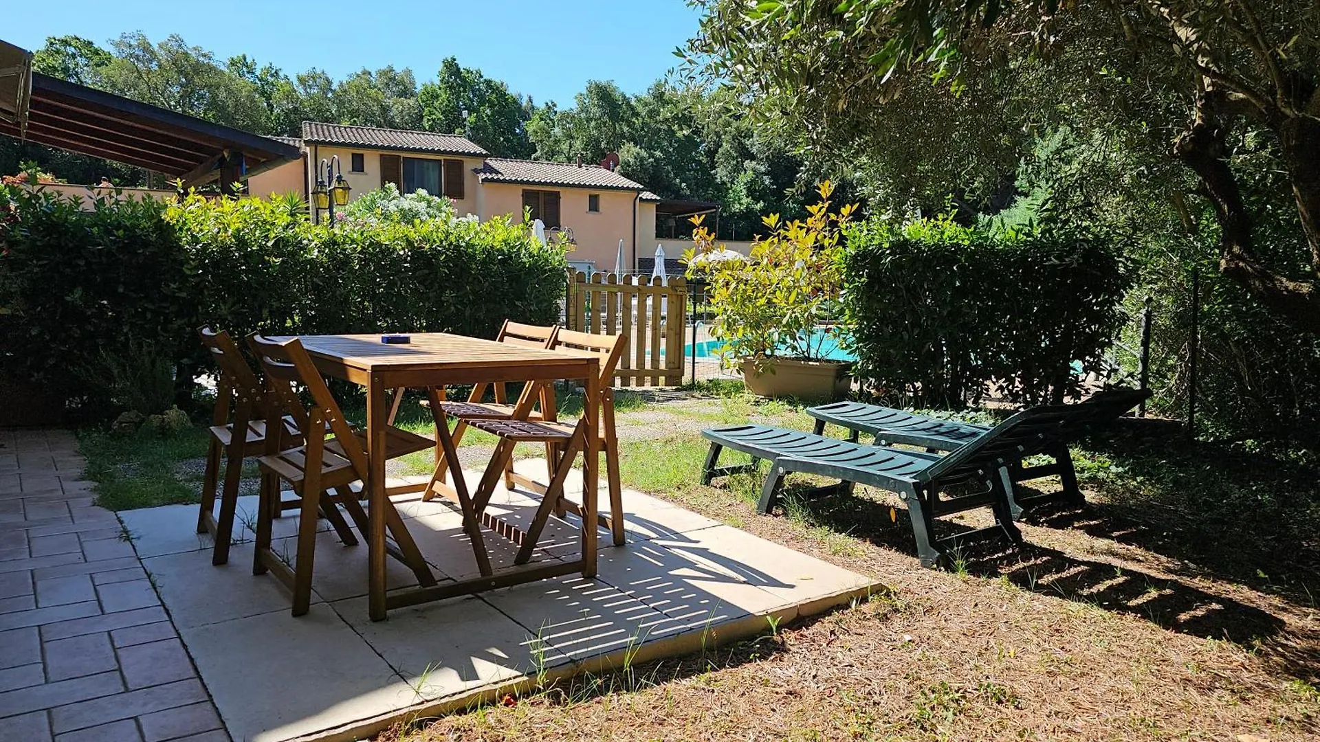 Lägenhetshotell Matteo'S Apartments Guardistallo Italien